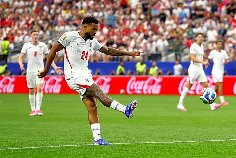 Soccer-James blow leaves Tuchel tinkering as England seek Panama progress