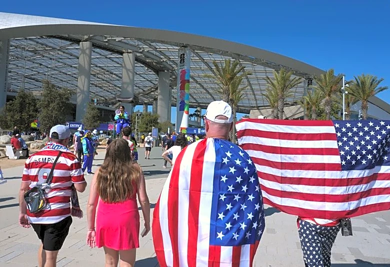 Soccer-World Cup fans left flustered by last-minute StubHub ticket cancellations
