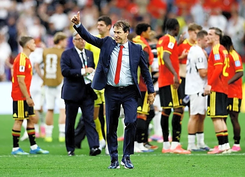 Soccer-Oldies but goodies: Belgium coach Garcia lauds his leaders after win over NZ