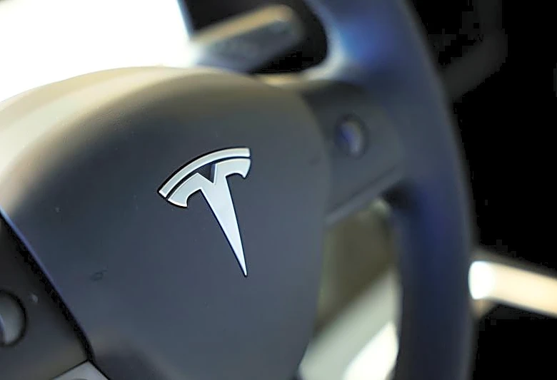 US safety agency ends power steering probe into 376,000 Tesla EVs