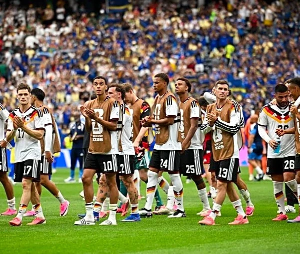 Soccer-Germany's big names must deliver, team to go to the limit against Paraguay