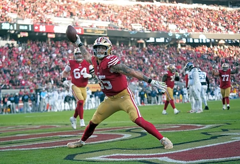 49ers' George Kittle: World Cup shows NFL can play on grass