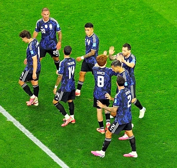 Soccer-Argentina's depth a warning to rivals heading into World Cup knockouts