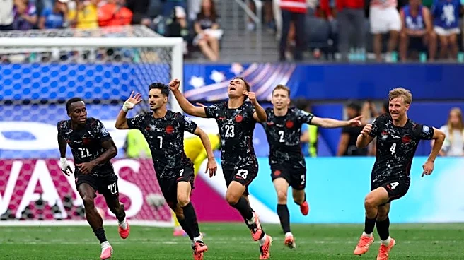 Soccer-Canada score late winner to advance to last 16 at World Cup