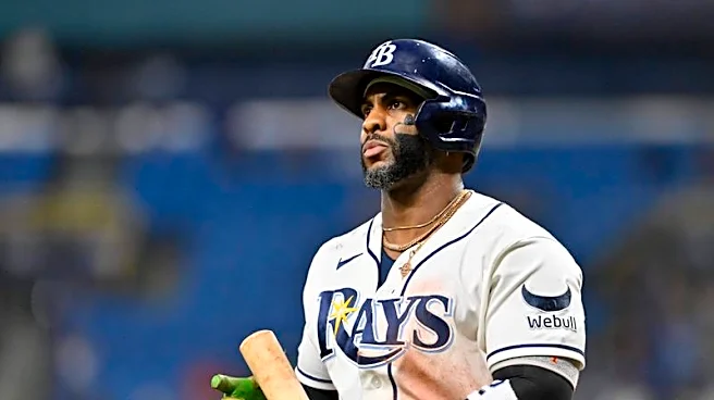 Rays' Yandy Diaz exits with shoulder strain, considered day-to-day