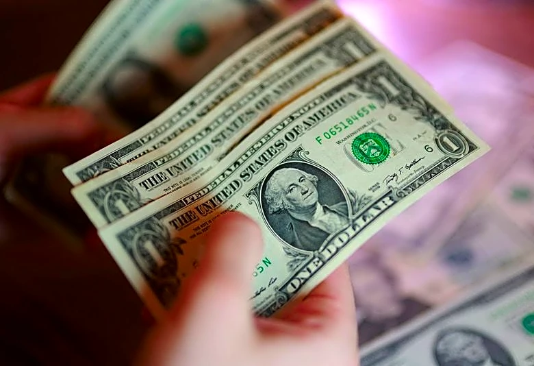 Dollar poised for best month in nearly a year; eyes on jobs data, Gulf tension