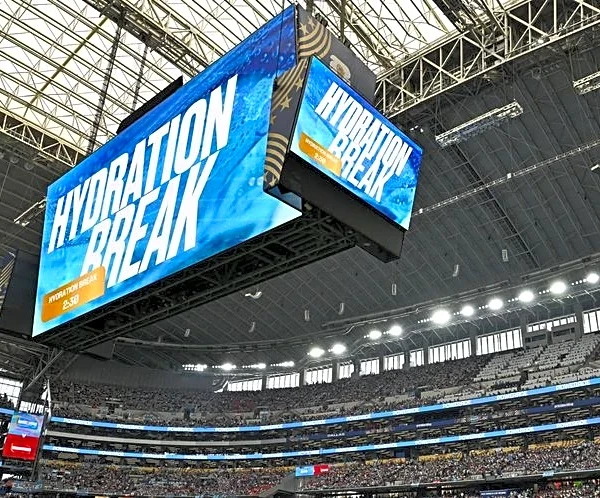Soccer-Forecast says 90, pavement says 120: Dallas's World Cup heat trap