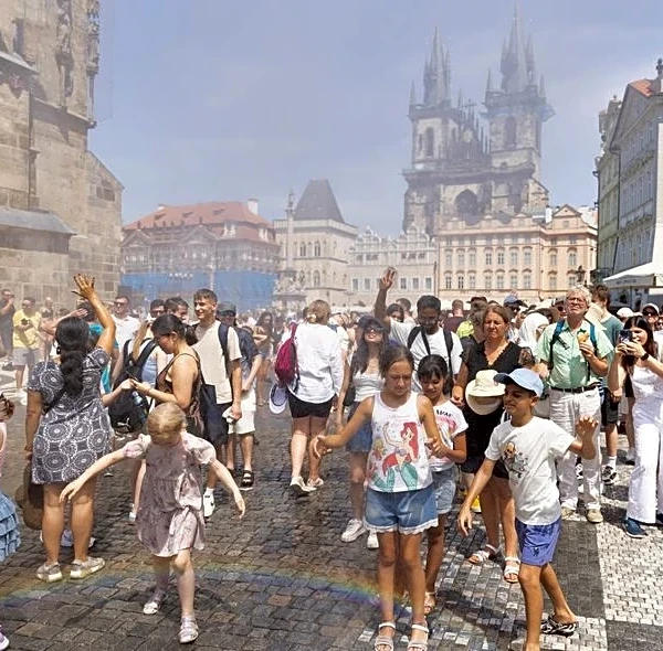 Southeastern Europe feels effects of heatwave, wildfires break out