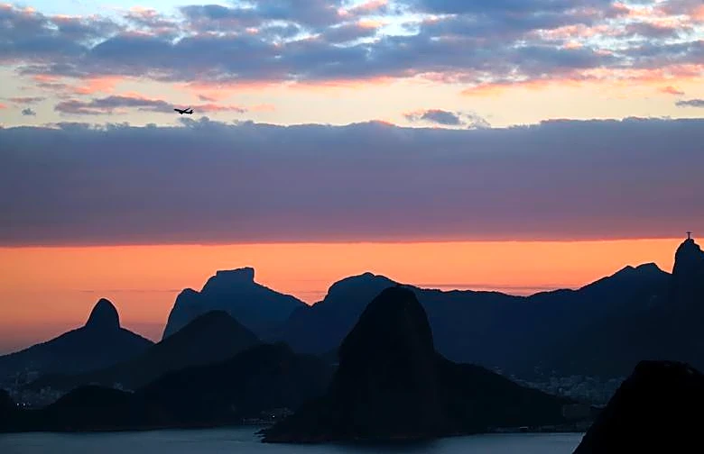 Brazil sees government spending share easing to 19% of GDP this year