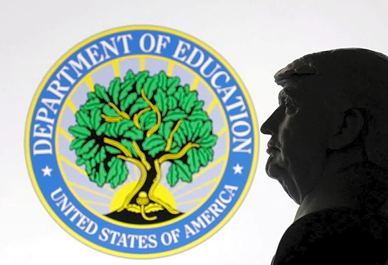 Trump administration ties schools' federal loan access to earning power of graduates