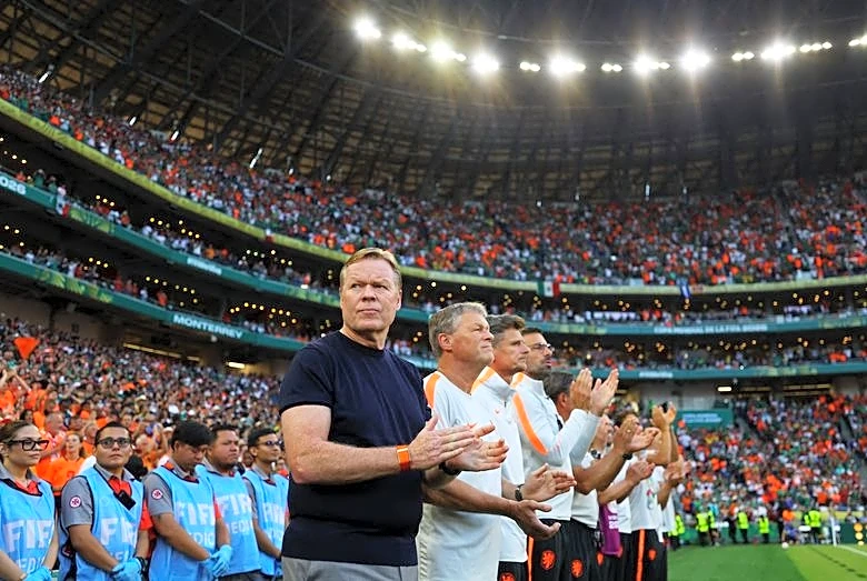 Soccer-Dutch coach Koeman expected to leave in wake of early World Cup elimination