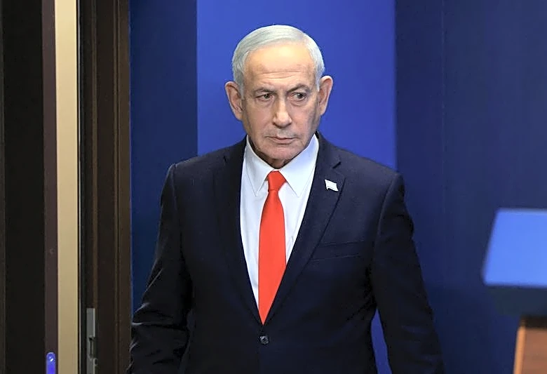 Netanyahu visits occupied southern Lebanon, says Israel won't leave yet