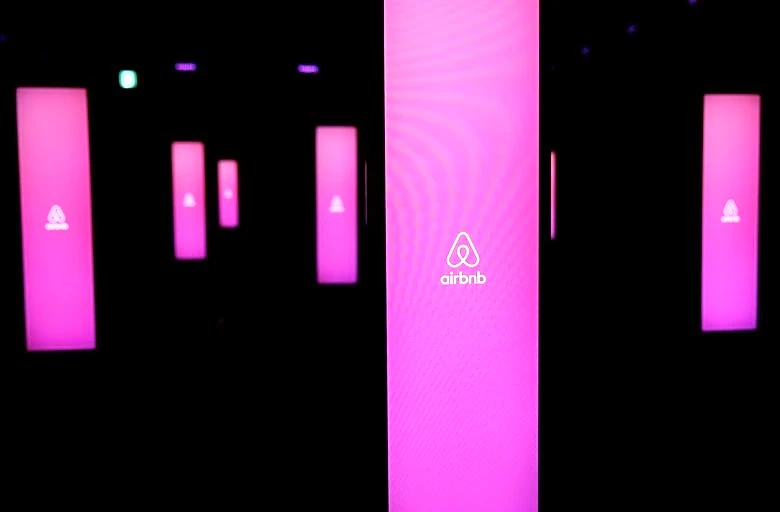 Airbnb must face Los Angeles lawsuit alleging price gouging during 2025 wildfires