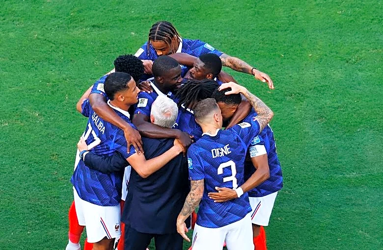 Soccer-Sweet 16 for France but plenty to improve on, says coach Deschamps