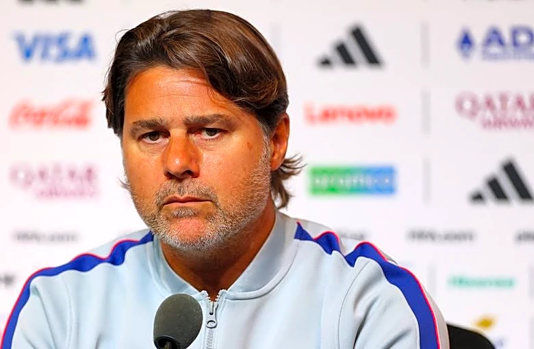 Soccer-US coach Pochettino cool on favourites tag against Bosnia after World Cup shocks