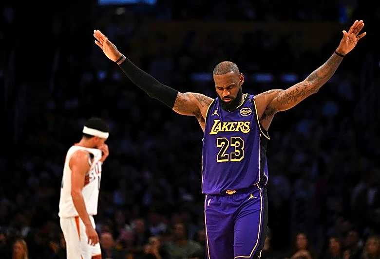 NBA-LeBron thanks Lakers ahead of free agency departure: 'Hope I made a few proud'