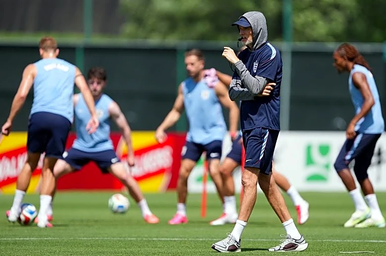 Soccer-No over-confidence from Tuchel's England in World Cup of fine margins