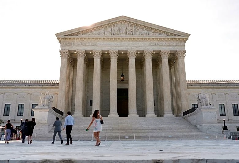 Despite some big losses, Supreme Court rewards Trump's power play