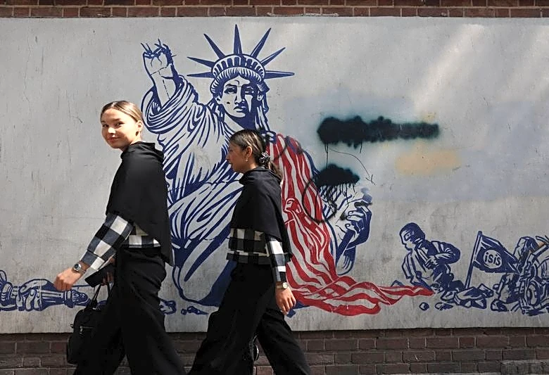 US and Iran enter technical talks to secure peace deal, restart shipping