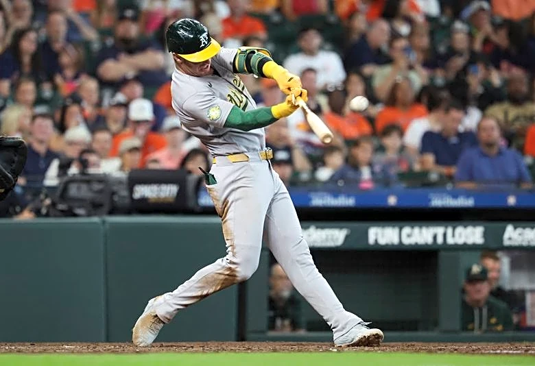 A's DH Brent Rooker needs season-ending knee surgery