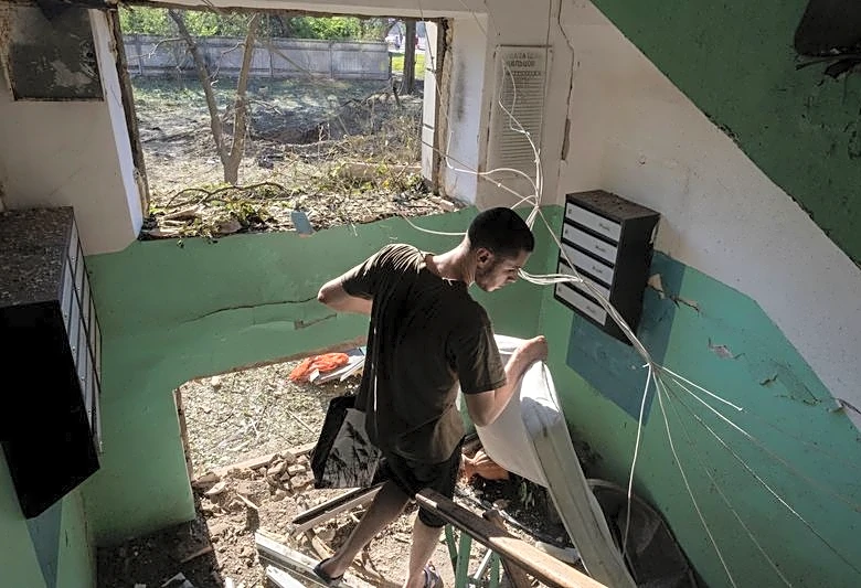 Russia, after heavy strike on Kyiv, says it will keep increasing pressure on Ukraine