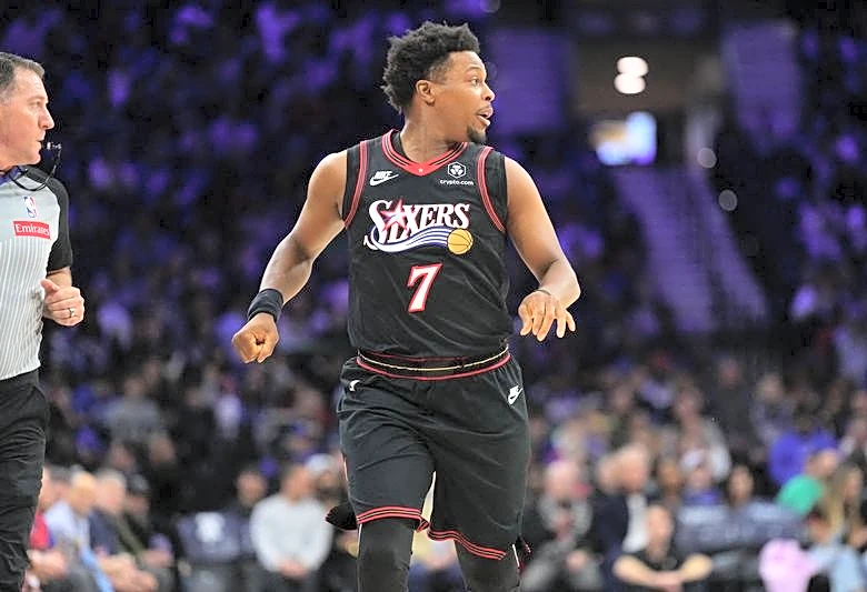 Report: G Kyle Lowry to sign 1-day contract with Raptors, then retire