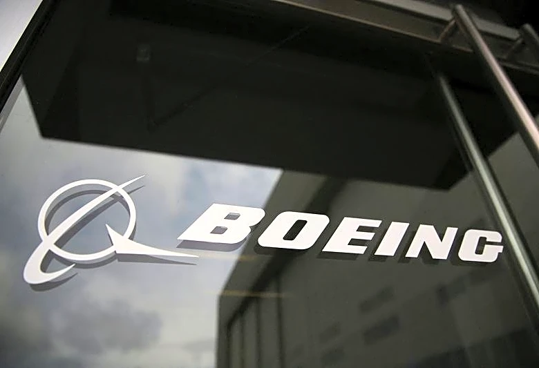 Boeing's new 737 assembly line starts moving in Everett