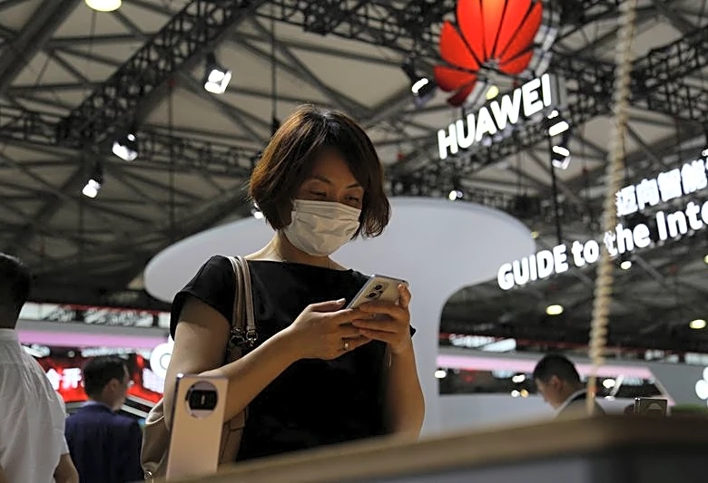 China smartphone sales drop 13% during 618 festival as memory costs limit discounts