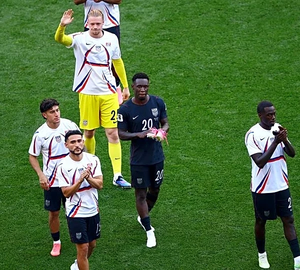 Soccer-Balogun controversy had little impact on Belgium team, says coach