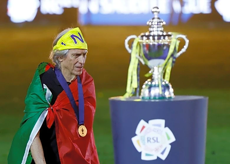 Soccer-Jorge Jesus waits in the wings as Portugal digest painful World Cup exit