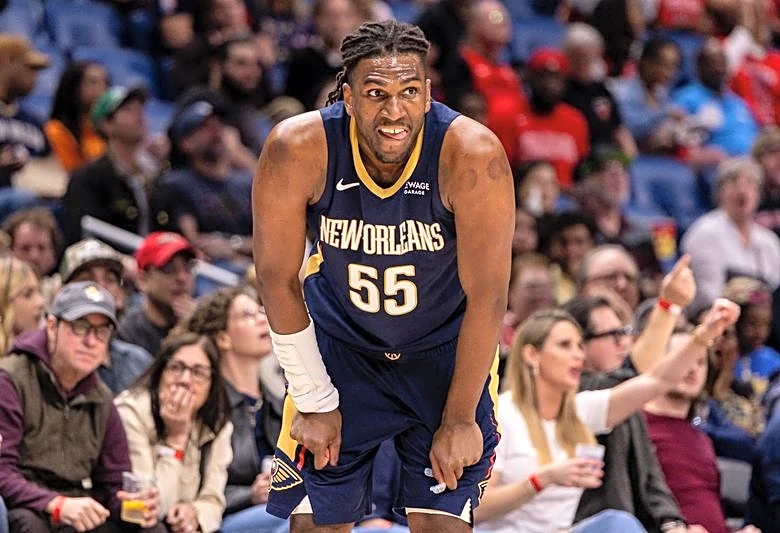 Report: Lakers sign Kevon Looney, remain interested in Jonathan Kuminga