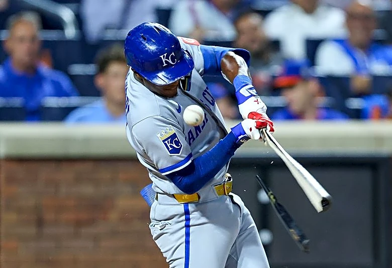 MLB roundup: Royals' Tyler Tolbert equals record with 12 straight hits