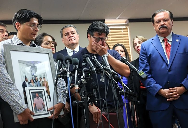 Fatal ICE shooting in Houston sparks demands for transparency, independent investigation