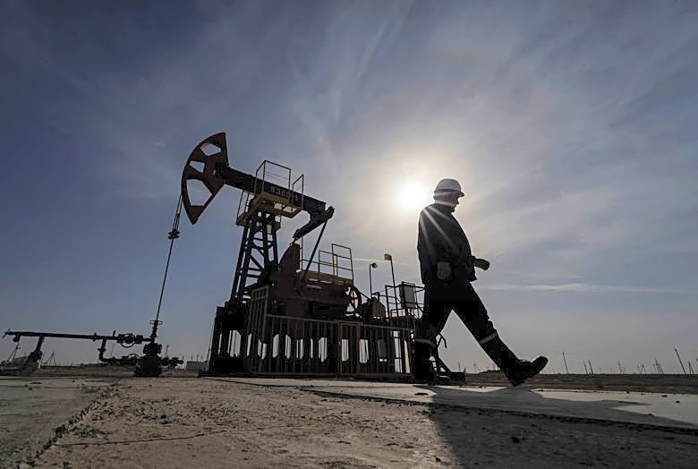 Oil rises more than a dollar per barrel as US launches fresh strikes against Iran