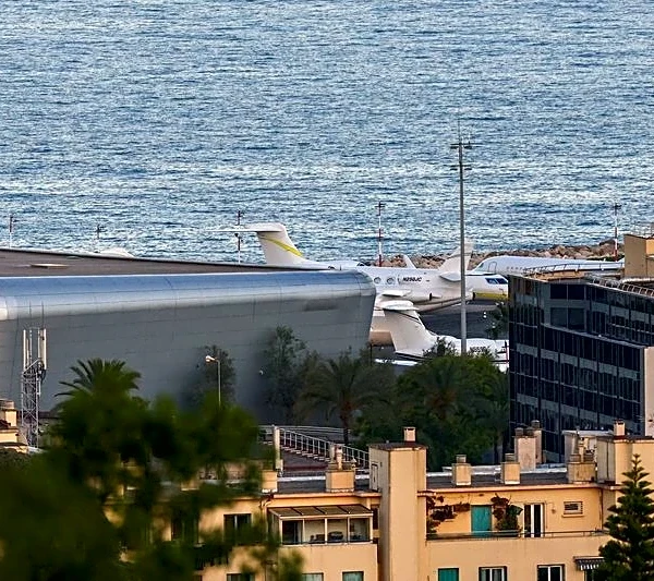 SpaceX and AI startup wealth fuels demand for private jets