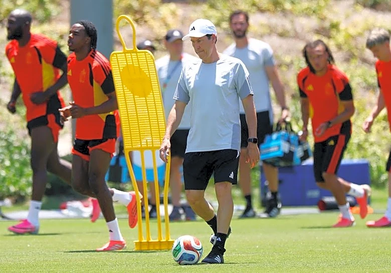 Soccer-Spain face toughest World Cup test against Belgium, coach says