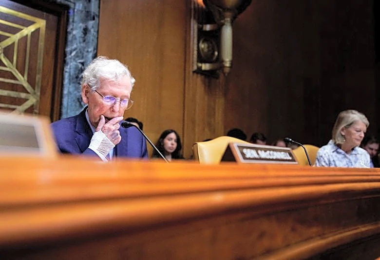 McConnell says he is unable to return to US Senate yet
