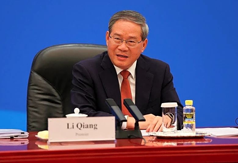 China's premier urges 'objective' understanding of the economy
