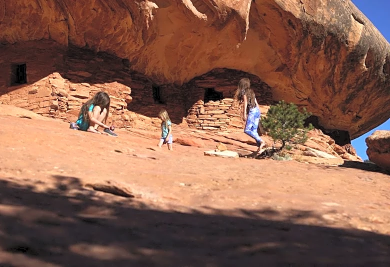 Trump slashes the size of two Utah national monuments