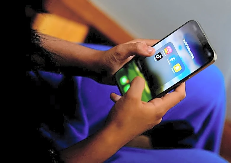 Australia's teen social media ban fails to clear first hurdle in age checks, says study