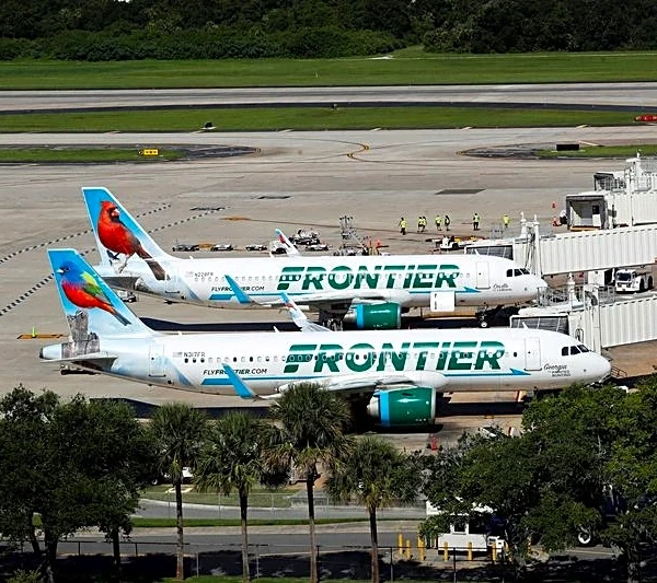 Frontier joins airlines betting on Starlink to lure travelers