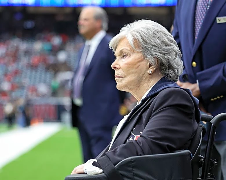 Texans co-founder and senior chair Janice McNair dies at 89