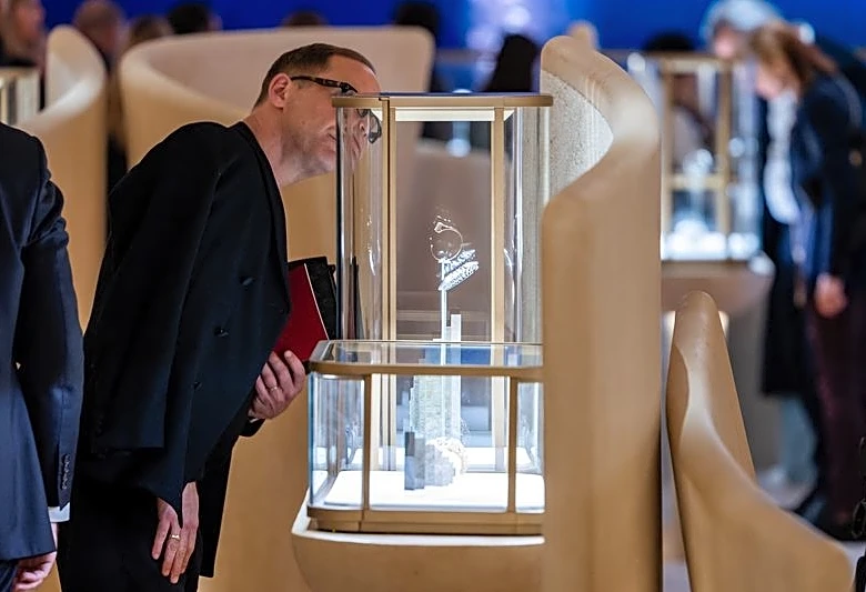 Cartier-owner Richemont's jewellery sales boom lifts quarterly sales