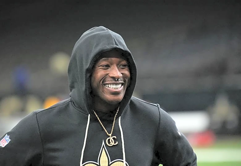 Reports: RB Alvin Kamara staying with Saints on reworked contract