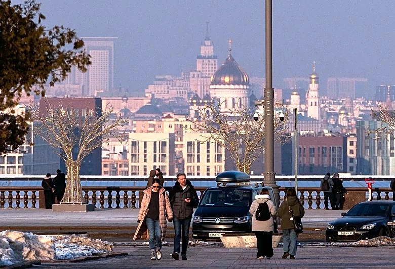 Russia's 2026 budget deficit may exceed plans by $12.85 billion due to higher spending