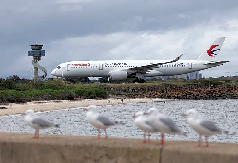 China's top airlines warn of heavy losses ahead of uncertain summer