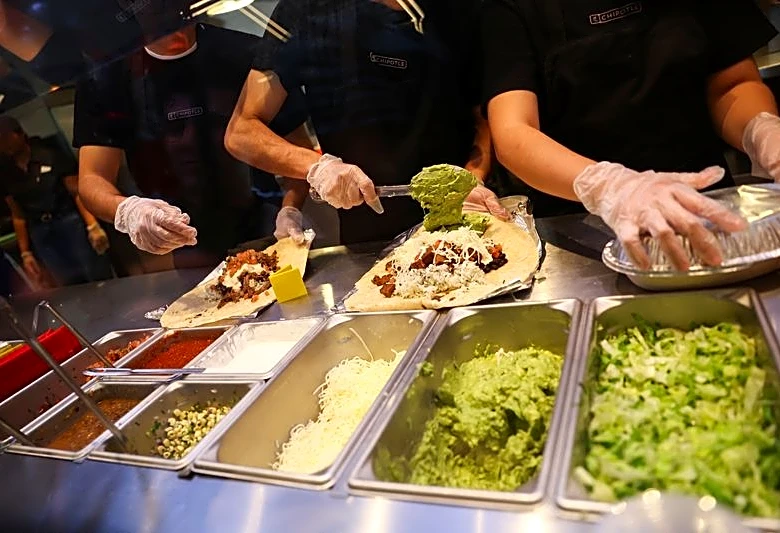 Chipotle is entering the land of the taco. Will Mexicans bite?
