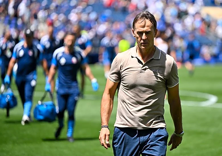 Soccer-Pressing Spain is simple in theory, painful in practice, says Lopetegui