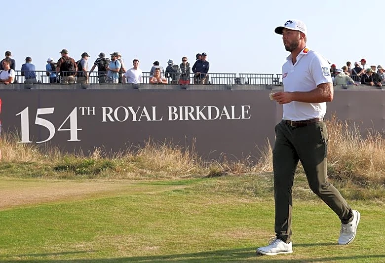 Golf-From delivery room to Claret Jug dream, Burns takes Open lead