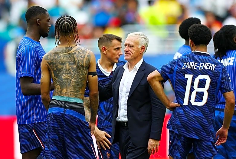 Factbox-Soccer-Departing France manager Didier Deschamps